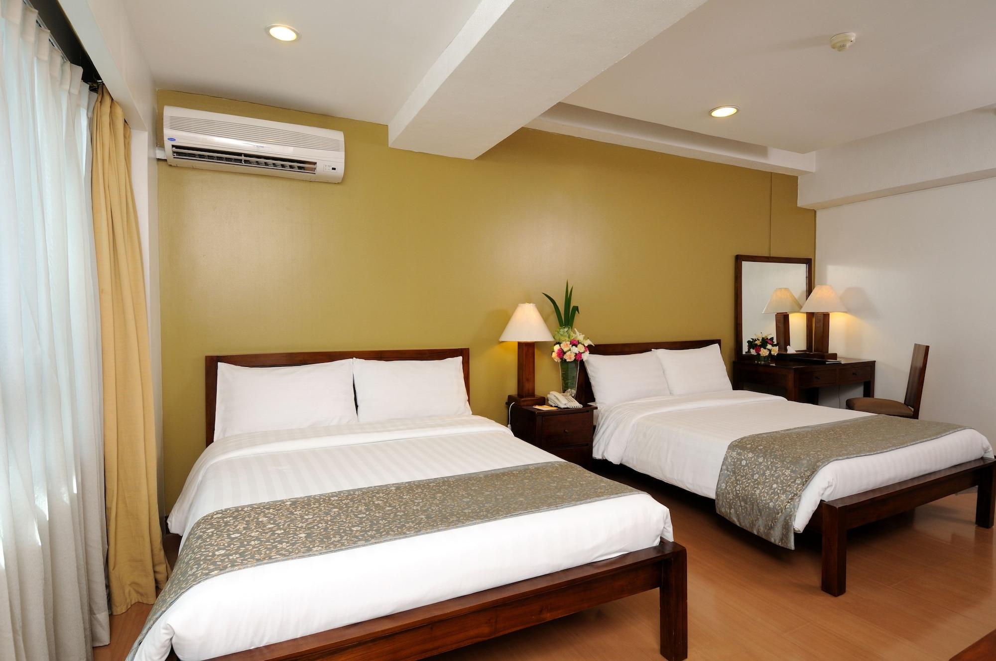 The Malayan Plaza Hotel Pasig City Eksteriør billede