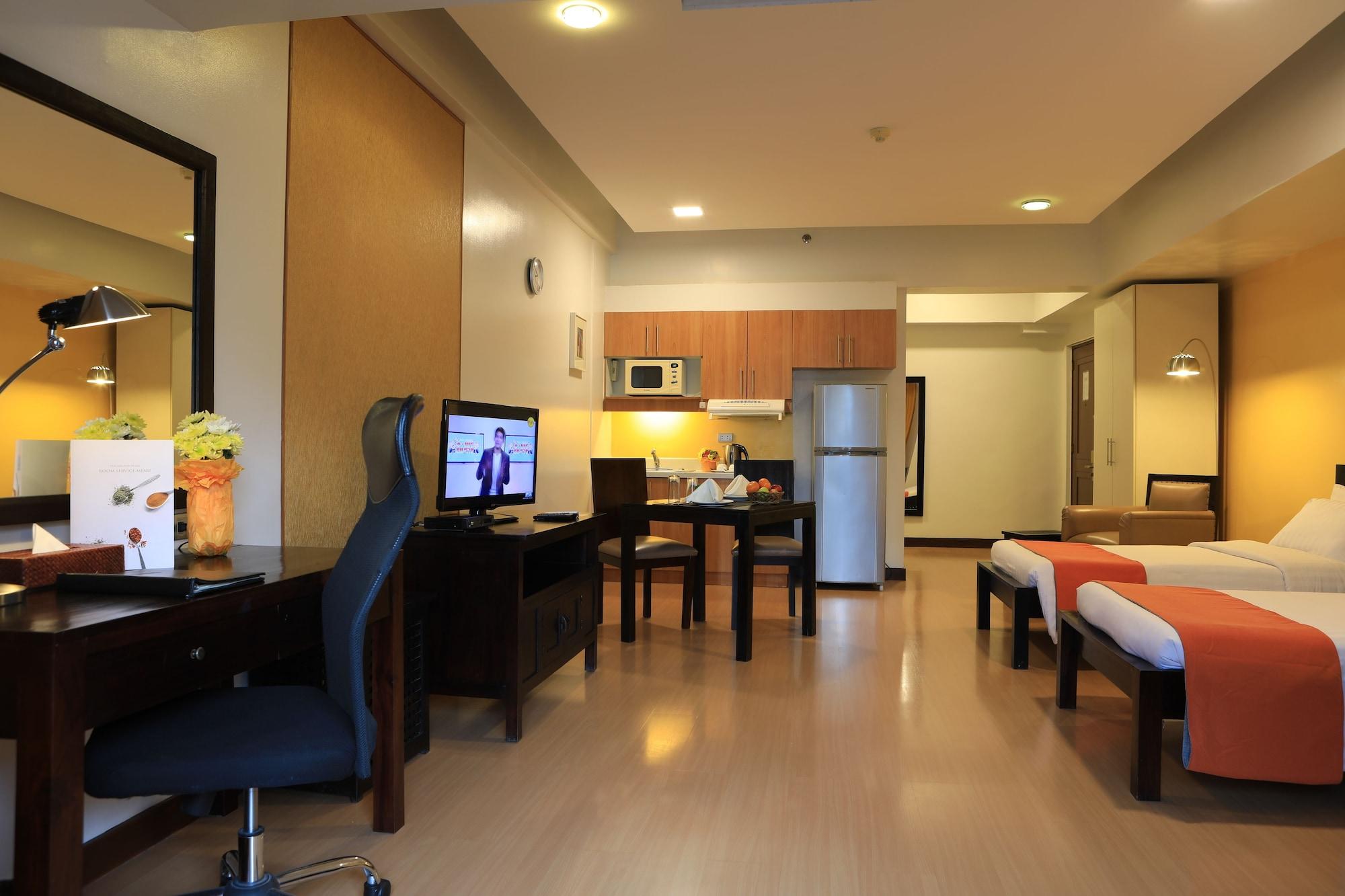 The Malayan Plaza Hotel Pasig City Eksteriør billede