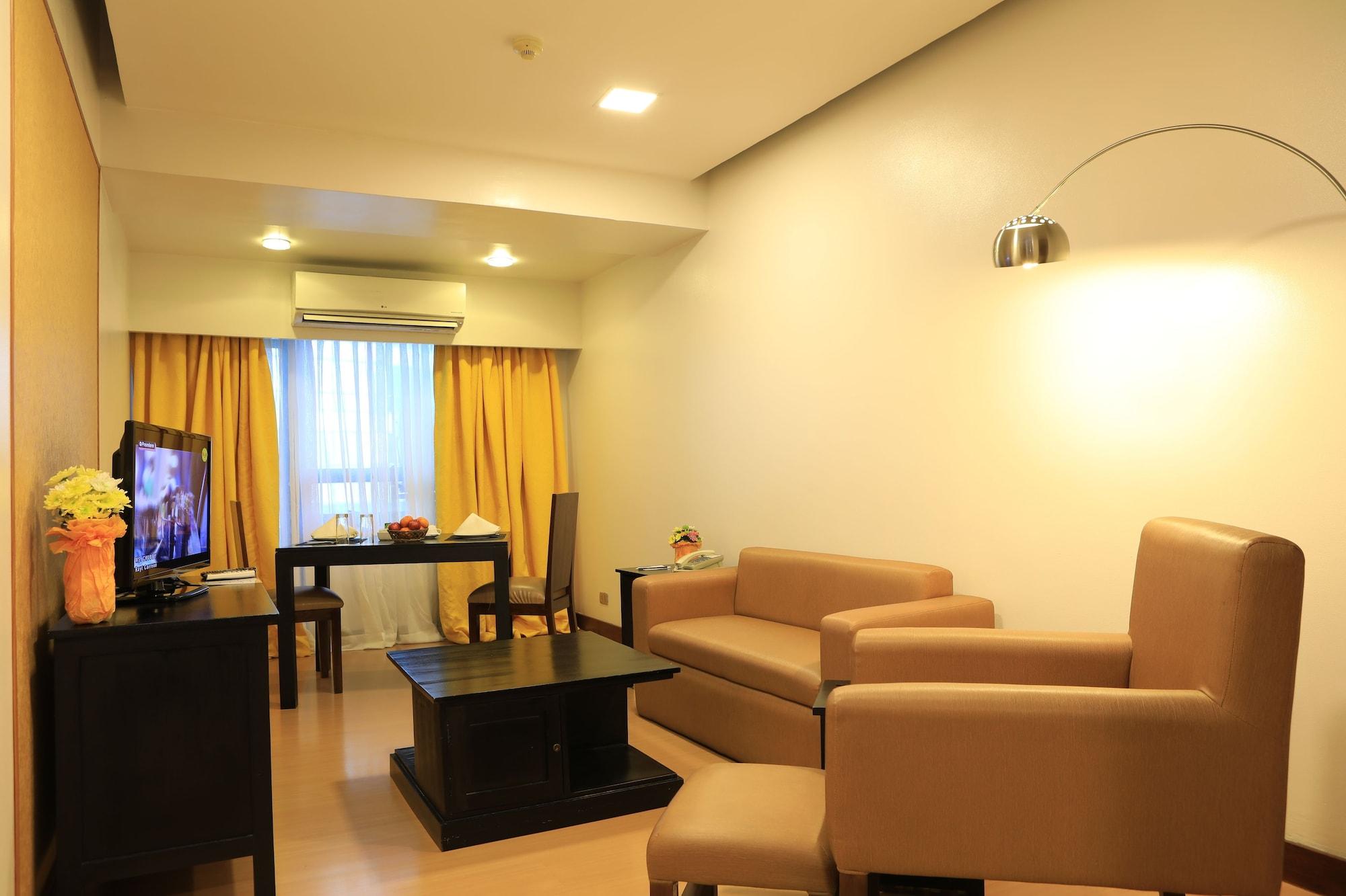 The Malayan Plaza Hotel Pasig City Eksteriør billede