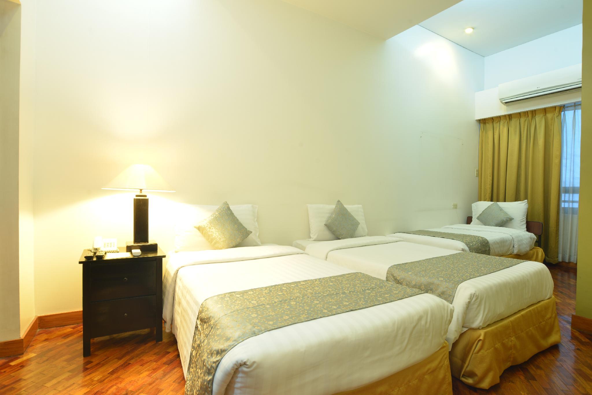 The Malayan Plaza Hotel Pasig City Eksteriør billede