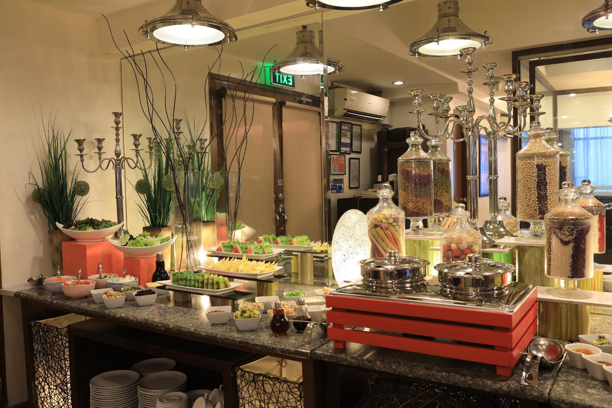 The Malayan Plaza Hotel Pasig City Eksteriør billede
